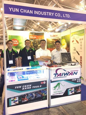 Chienfu Sloky in Singapore Torque-Expo, booth # B18 (Hall 1), 19 – 20 Sept - Chienfu Sloky in Singapore Torque-ExpoCome and check our CNC precision, lathing, milling and turning parts; of course also Sloky Torque screwdriver and wrenches for all different application including Shooting/Hunting, Circuit board, Tire pressure detector, Bicycle, DIY Market, Drum, Lens, 3C devices and Golf Club. User friendly for CNC cutting tools of machining, lathing, turning, and milling parts.
